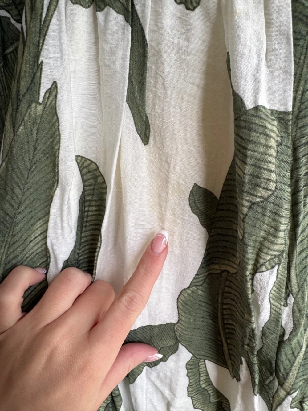 Miramar Maxi Dress Green Print L Tropical Vacation Leaves Floral PLEASE READ - Picture 10 of 16
